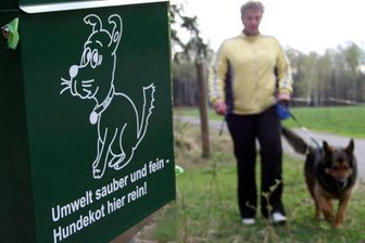 Rathaus soll mehr Beutelspender für Hundekot installieren - 