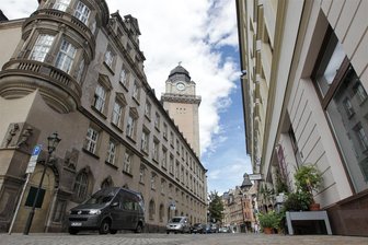 Rathaus und städtische Kitas bleiben am Mittwochnachmittag in Plauen wegen einer Mitarbeiterversammlung geschlossen. - Die Plauener Stadtverwaltung bleibt am Mittwochnachmittag geschlossen.