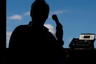 Raum Zwickau: Telefonbetrüger fordern Geld von Seniorinnen - 