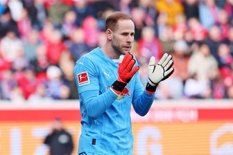 RB-Leipzig Keeper Peter Gulacsi im Exklusiv-Interview: „Wir müssen anfangen, auch in der Champions League zu punkten“ - Peter Gulacsi hat in der Bundesliga erst zwei Gegentore kassiert. Nun fordert er auch in der Champions League bessere Ergebnisse.