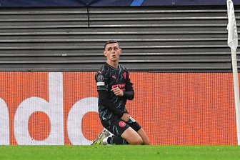 RB Leipzig: Nur ein schwacher Trost bleibt nach dem 1:3 gegen Manchester City - Nie zu greifen und wie seine Mitspieler an diesem Mittwochabend in Leipzig eine Nummer zu groß für RB: Englands Nationalspieler Phil Foden. Foto: Imago