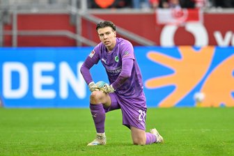 RB Leipzig verlängert mit Torhüter Schlieck - Der von RB Leipzig ausgeliehene Torhüter Timo Schlieck kämpft derzeit mit Fürth noch um den Klassenerhalt. (Archivbild)