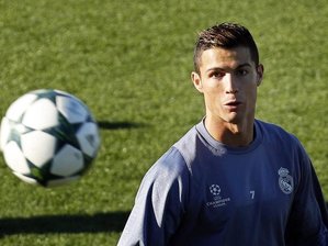 Real-Star Ronaldo verdiente 2015 mehr als 227 Millionen - Real Madrids Superstar Cristiano Ronaldo hat 2015 sehr viel Geld verdient.