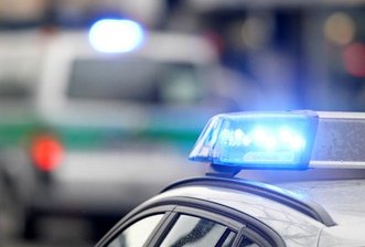 Rechte Schmierereien an Hausfassaden und Leitplanken im Erzgebirge -