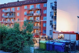 Rechtsmedizinerin im Prozess wegen zweifachen Totschlags in Chemnitz: Opfer hatten keine Abwehrverletzungen - Auf diesem Hinterhof an der Reichenhainer Straße kam es in der Nacht auf den 6. August zu dem tödlichen Messerangriff.