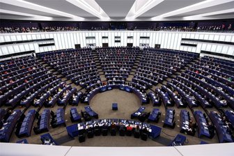 Rechtsruck und Postengerangel: Pferdederby in Brüssel - Rechtsruck im Europäischen Parlament. Wie werden die künftigen Mehrheiten aussehen?