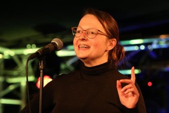 Referat über Artenvielfalt erhält fast die volle Punktzahl - Madeleine Tost begeisterte mit Witz. Ihr Referat über Artenvielfalt kam an. 