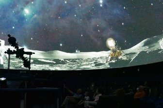 Reger Betrieb im Planetarium - 
