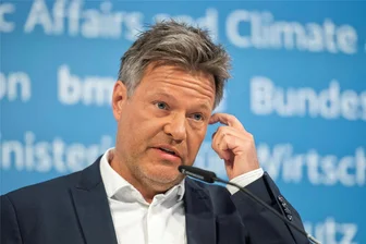 Regionale Wirtschaftsvertreter aus dem Erzgebirge verfassen Brandbrief an Habeck - Ob der Brief aus dem Erzgebirge Wirtschaftsminister Robert Habeck (Bündnis 90/Die Grünen) ins Grübeln oder gar zum Einlenken bringt, bleibt abzuwarten.