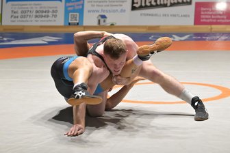 Regionalliga: Gebeutelte Lugauer Ringer gehen in Aue leer aus - Auf Szymon Wojtkowski, hier gegen Hannover, mussten die Lugauer in Aue kurzfristig verzichten. Ein herber Schlag ins Kontor für die Gäste.