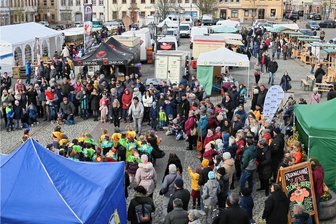 Regionalmarkt in Rochlitz: Erneut volles Programm - Zum Regionalmarkt strömen regelmäßig mehr als tausend Leute in die Innenstadt, so wie im Sommer 2022.