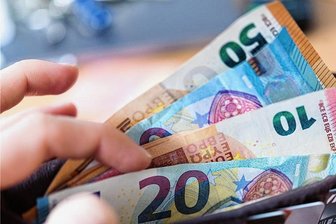 Reichenbach: Kampfabstimmung zu höherer Gewerbesteuer - Jeder kann sein Geld nur einmal ausgeben. Der Beschluss zu erhöhten Grund- und Gewerbesteuern wurde am Montag im Reichenbacher Stadtrat zum Drahtseilakt.