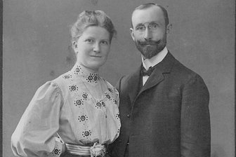 Reichenbach, Mylau und Netzschkau: Die Kirchen zur Zeit des Nationalsozialismus im Konflikt mit den „Deutschen Christen“ - Der einstige Pfarrer der Peter-Paul-Kirchgemeinde Reichenbach, Karl Brödel (1878–1966), mit seiner Frau Martha.
