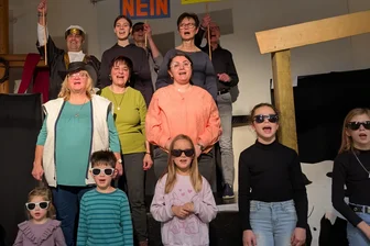 Reichenbacher führen Weihnachts-Musical auf – über eine Geschichte, die an ein Wunder grenzt - Schnappschuss von einer Probe – seit November wird das Musical eingeübt.