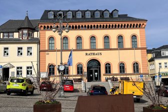 Reichenbacher Rathaus an mehreren Maitagen geschlossen - Das Reichenbacher Rathaus bleibt an mehreren Tagen im Mai zu.