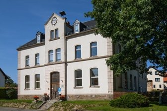 Reichenbacher Vereine bekommen Neubau als Domizil - Das Gebäude der ehemaligen Schule in Reichenbach hat perspektivisch als Kommunale Begegnungsstätte ausgedient. 