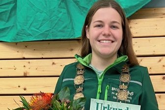 Reichenbacherin holt den Königstitel - Landesjungschützenkönigin Thea-Lilly Zickert.