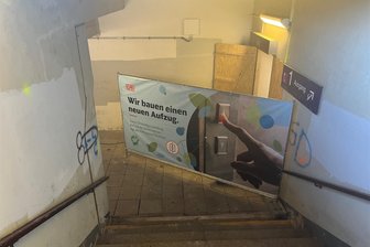 Reichenbachs stinkendste Aufzüge sind Geschichte - Am Reichenbacher Bahnhof werden neue Aufzüge eingebaut.