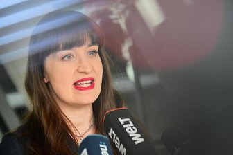 Reichinnek: „Soziale Probleme sind Hauptgrund für den Aufstieg der AfD“ - Linken-Politikerin Heidi Reichinnek hält einen starken Sozialstaat für das beste Mittel gegen rechtes Gedankengut.