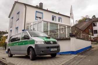 «Reichsbürger» feuert auf Polizisten - vier Verletzte -