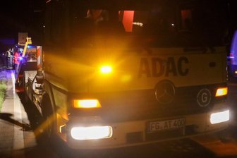 Reifen auf der A4 beschädigt mehrere Pkw - 