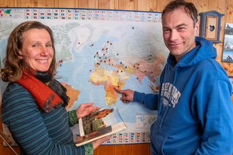Reisebericht bei Niles-Simmons: Erzgebirger bringen VW-Bus in den Kongo - Christine Lickert und Jörg Lehmann engagieren sich in der Afrikahilfe.