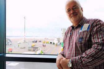 Reisen nach Israel: Wenn nicht jetzt, wann dann? - ein Reichenbacher berichtet - Auch nach vielen Jahren ist jede Israelreise für Werner Hartstock etwas Besonderes. Gepanzerten Schutz gibt es nur für Flüge nach Israel.