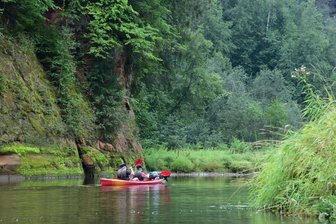 Reisetipp Lettland: Auf dem Hexenfluss durch Mittelerde - Paddeln auf der Gauja