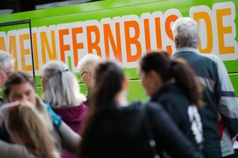Rekordanfragen bei Fernbussen und Mitfahrzentralen -