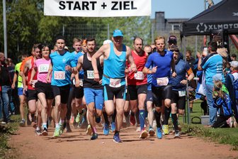 Rekordbeteiligung: Läufer begeben sich auf die Spuren eines erzgebirgischen Volkshelden - Die Konkurrenz war diesmal so groß wie nie zuvor.