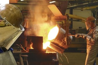 Rekordwerte am Thermometer - In der Freiberger Spezialgießerei Actech kennen sich die Mitarbeiter mit Hohen Temperaturen aus.
