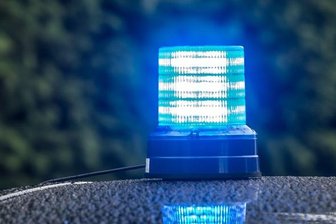 Renitenter Jugendlicher verletzt Polizisten schwer -
