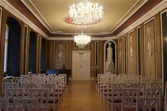Renommiertes Holzbläser-Quartett gibt Konzert im Leubnitzer Schloss - Der Weiße Saal des Leubnitzer Schlosses ist bekannt für seine gute Akustik.