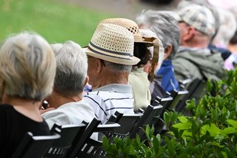 Rentenberater: „Von der neuen Aktivrente profitieren vor allem Rentner mit hohem Verdienst“ - Das Rentnerdasein genießen oder doch weiter arbeiten?