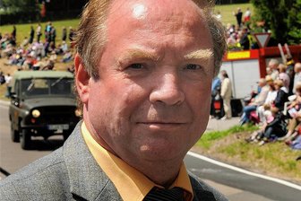 Rentner holt Stars und Sternchen nach Ottendorf - Gert Eidam organisiert seit 30 Jahren das Dorf- und Kinderfest in seinem Heimatort Ottendorf. Wegen Corona musste es zweimal ausfallen. Die 28. Auflage beginnt am Freitagabend mit dem Freibieranstich. 