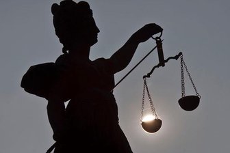 Rentner von Müllauto tödlich verletzt - Fahrer freigesprochen -