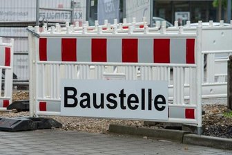 Reparatur: Kanal kaputt - Straße gesperrt - 