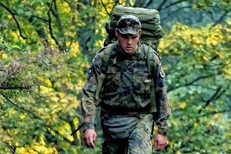 Reservisten-Tour nach Mödlareuth - Der Marsch führte auf dem alten Kolonnenweg der Grenztruppen entlang des Grünen Bandes. 