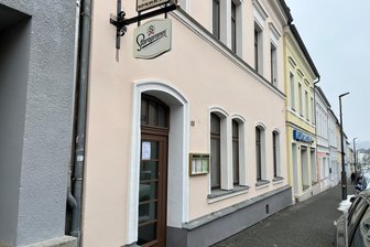 Restaurant in Oelsnitzer Innenstadt öffnet neu: Das ist bisher bekannt - Im bisherigen Lokal Sperk 2.0 in Oelsnitz soll im März neues Leben einziehen.