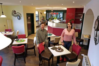 Rettung in Sicht: Das Eiscafé im Glauchauer Gründelhaus kämpft weiter - Ilka Bachmann und Michael Zahn haben wochenlang um ihr Eiscafé im Gründelhaus gebangt.
