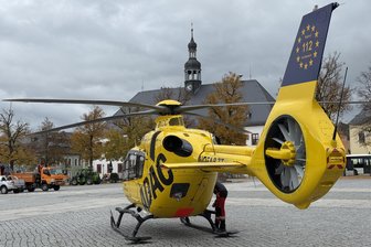 Rettungshubschrauber landet auf Marienberger Markt: Das ist der Grund - 