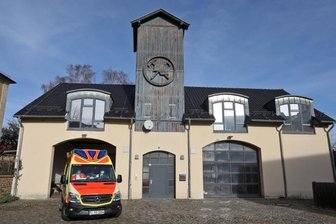 Rettungswache wechselt Eigentümer - Das ehemalige Feuerwehrgerätehaus am Kirchplatz in Waldenburg wird für 159.000 Euro an den Rettungszweckverband verkauft.