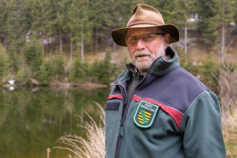 Revierförster vom Fichtelberg nimmt nach 26 Jahren seinen Hut - Für Klaus-Peter Weingardt eines der schönsten Fleckchen in seinem Revier: der alte Flößteich an der Vierenstraße. Er war Mitte der 1990er-Jahre aufwendig rekonstruiert worden.