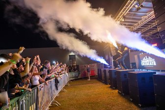 Rhythmen, Action, Mittsommer: Die schönsten Bilder vom Erzbeats-Festival in Lichtenberg - Beim Erzbeats in Lichtenberg konnte so richtig Dampf abgelassen werden.