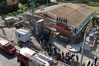 Richtfest für das Gerätehaus in Langenleuba-Oberhain: „Der Neubau wird ein Quantensprung für die Feuerwehr“ - Richtfest für das Gerätehaus in Langenleuba-Oberhain. Es bietet den Einsatzkräften künftig mehr Platz und Komfort.