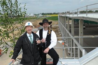 Richtfest im Gewerbegebiet Röhrsdorf -