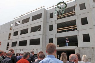 Richtfest im Jobcenter-Rohbau - 