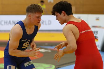 Ringer aus Pausa und Plauen wollen weg vom Tabellenende - Max Schmalfuß (links) schrammte bei den Deutschen Meisterschaften der Männer in Elsenfeld knapp an Bronze vorbei. Im Team der WKG Pausa/Plauen wuchs das Eigengewächs des KSV Pausa zu einer der tragenden Säulen.