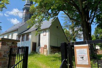 Ringethal bei Mittweida: Nach Vandalismus setzt Kirche auf Videoüberwachung - Idyllisch im Zschopautal gelegen: Die Ringethaler Kirche. Seit Kurzem wird das Areal und die Kirche per Video überwacht.