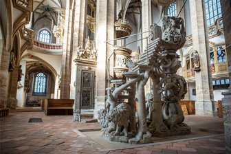 Ritter, Engel, Polizisten: Vier Tipps für eine unterhaltsame Woche in Mittelsachsen - Der Dom St. Marien zu Freiberg lädt zu den beliebten Familienführungen während der Ferienzeit ein.
